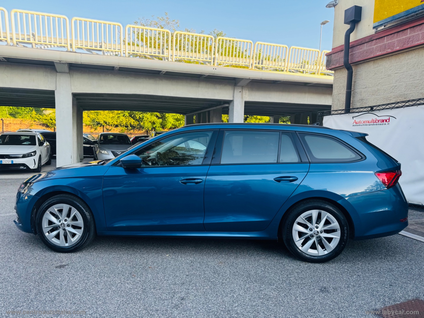 Octavia 1.5 G-TEC DSG Wagon Style - immagine 4