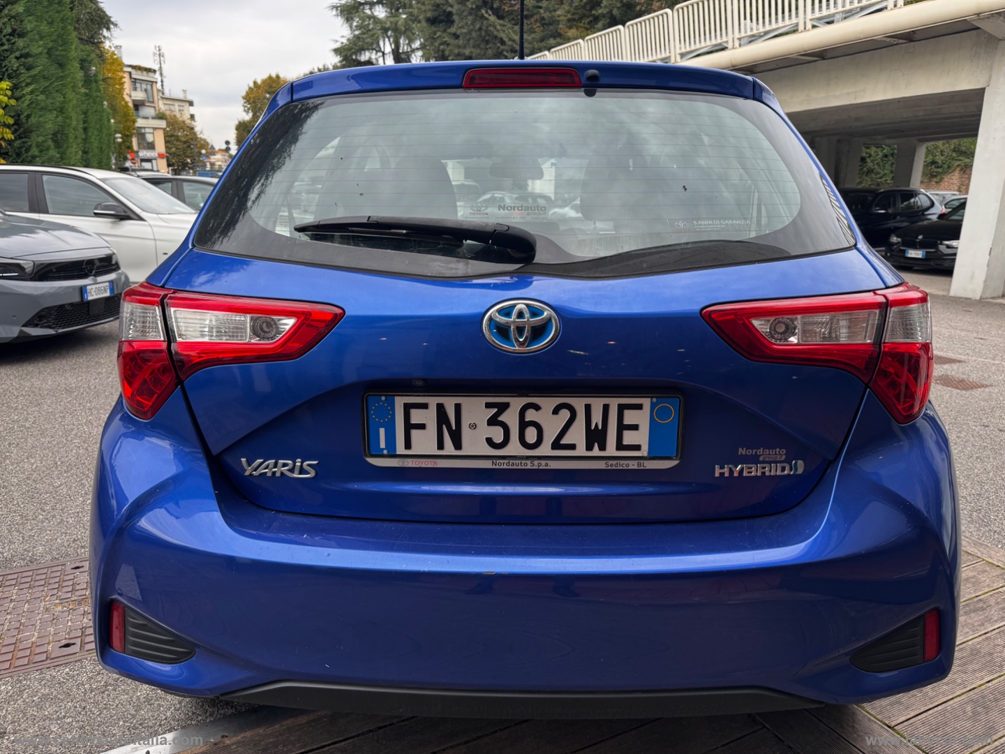Yaris 1.5 Hybrid 5p. Business - immagine 4