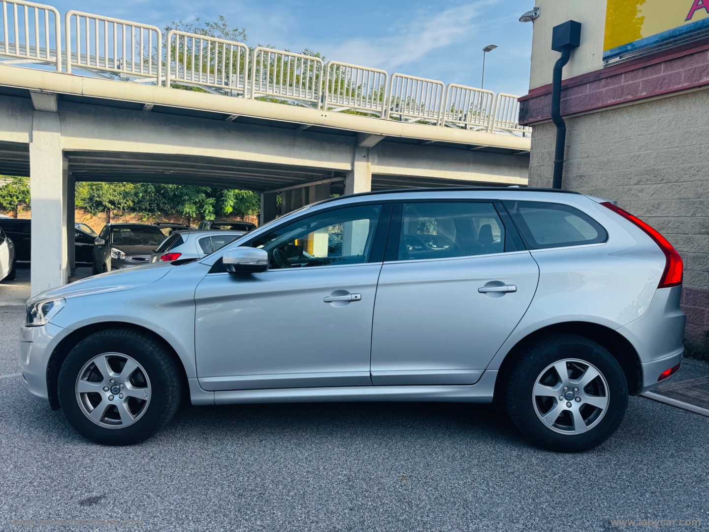 XC60 D4 Geartronic Summum - immagine 4