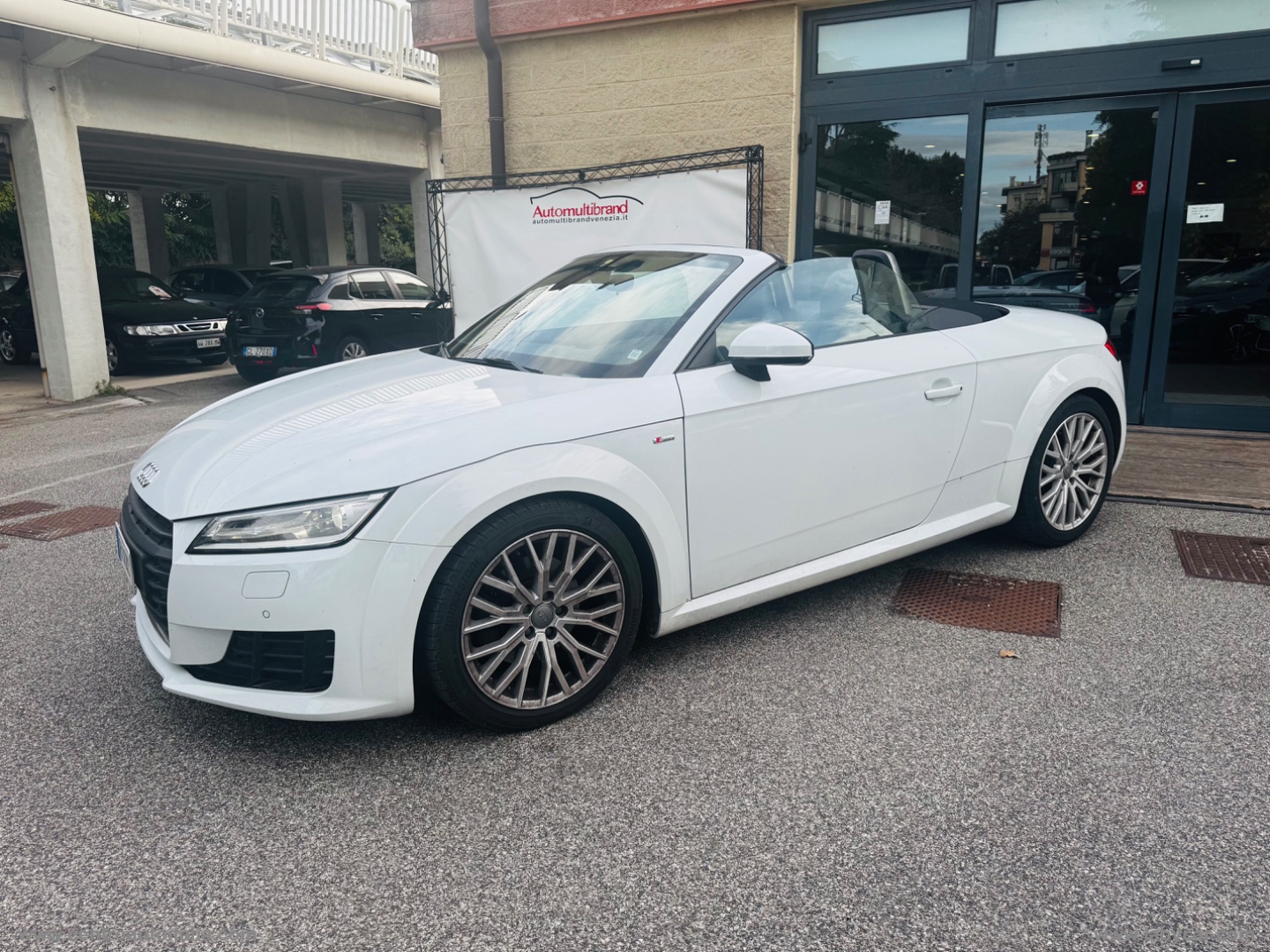 TT Roadster 2.0 TDI quattro S tr. S line - immagine 4