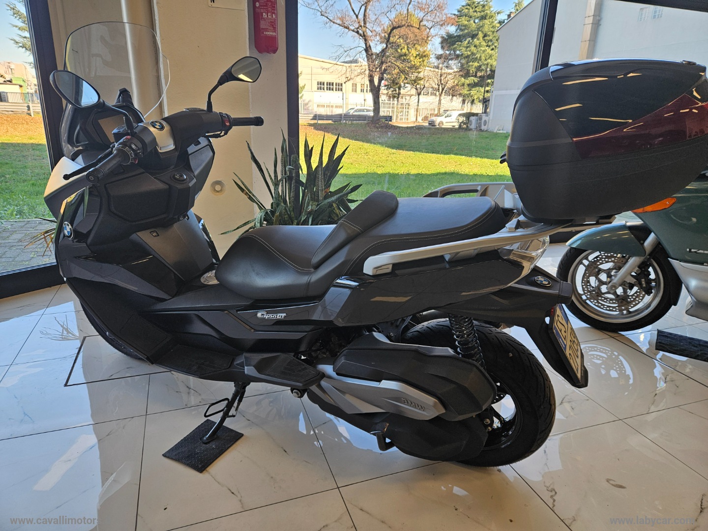 C 400 GT - immagine 4