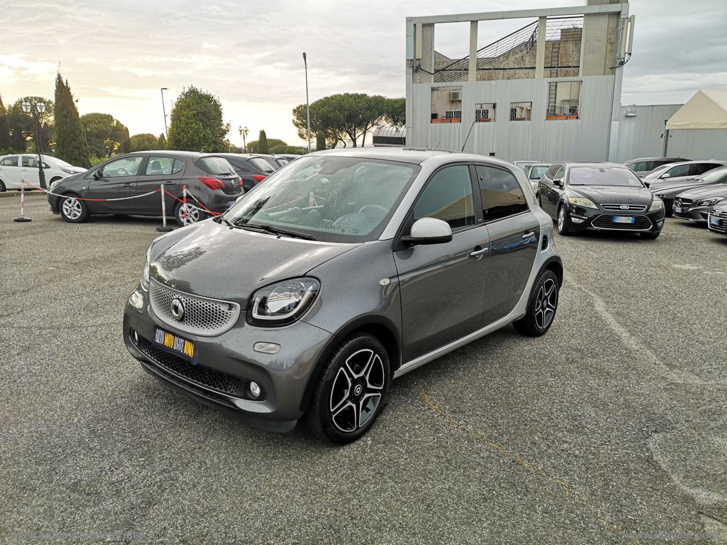 forfour 90 0.9 Turbo Youngster PROMO WEB - immagine 4