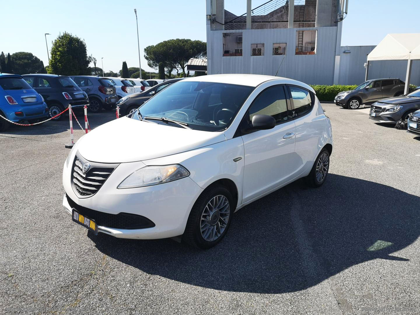Ypsilon 1.2 69 CV 5p. Elle RATE AUTO MOTO SCOOTER - immagine 4
