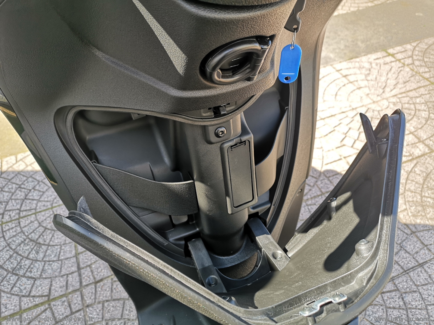 Liberty 50 / S RATE AUTO MOTO SCOOTER - immagine 4