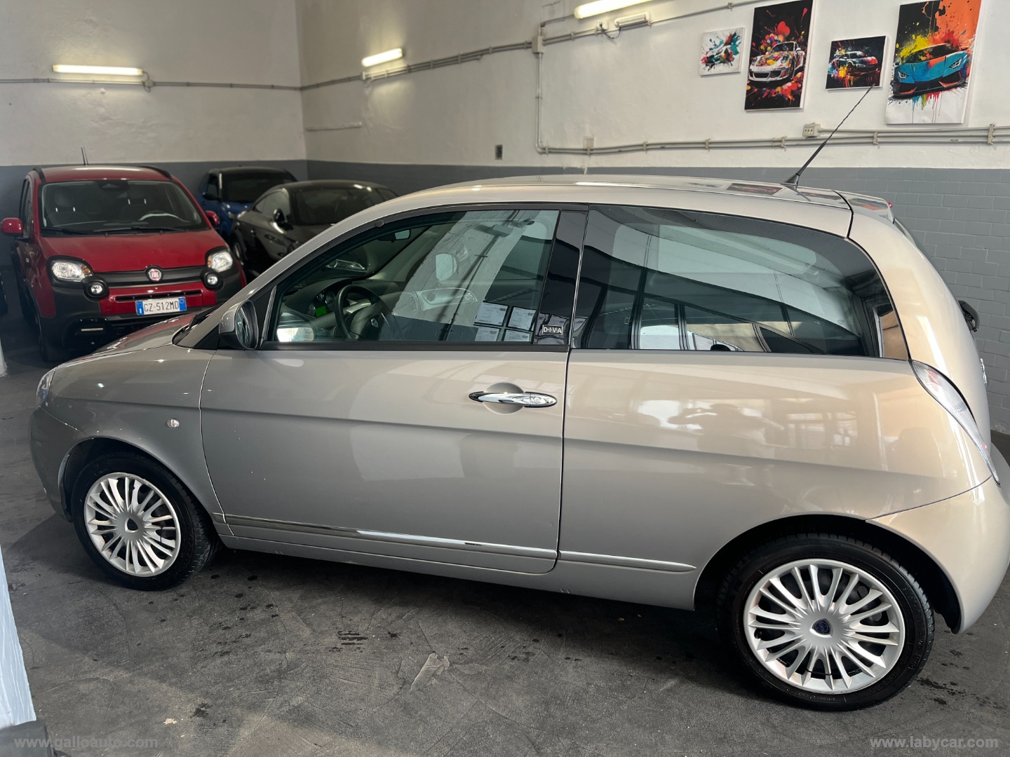 Ypsilon 1.2 69 CV Diva - immagine 4