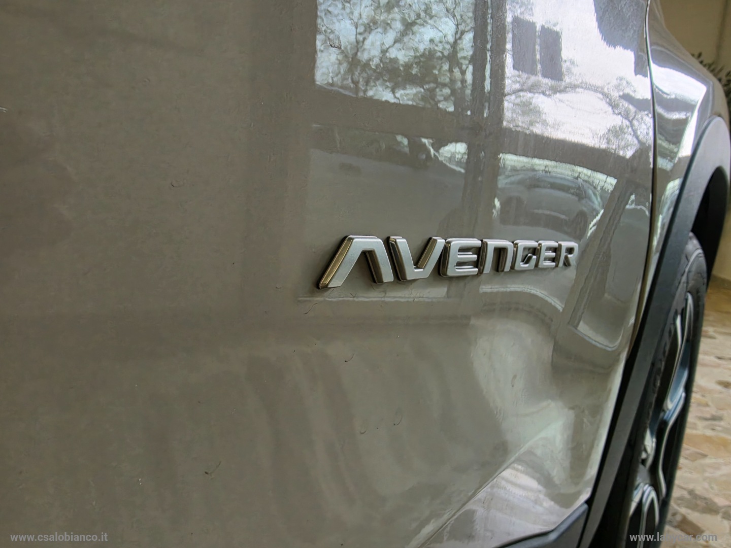 Avenger 1.2 Turbo Summit - immagine 4