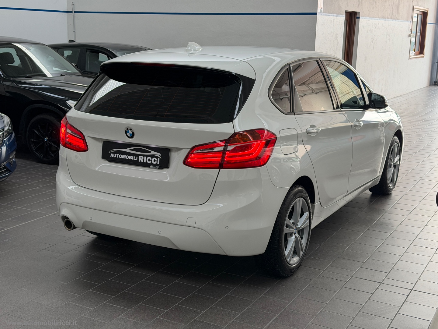 218i Active Tourer Advantage - immagine 4