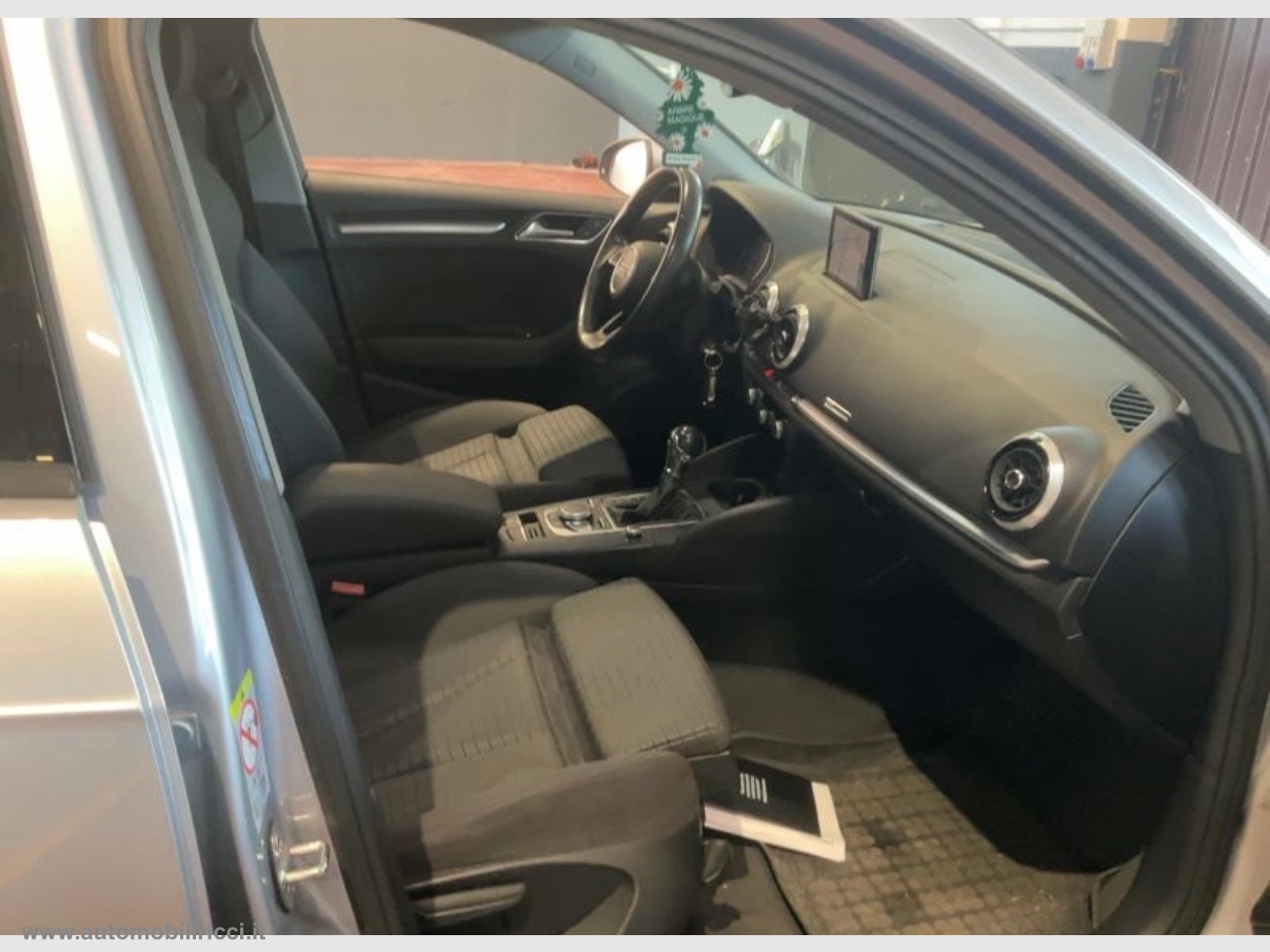 A3 SPB 1.6 TDI 116CV S tronic Sport - immagine 4