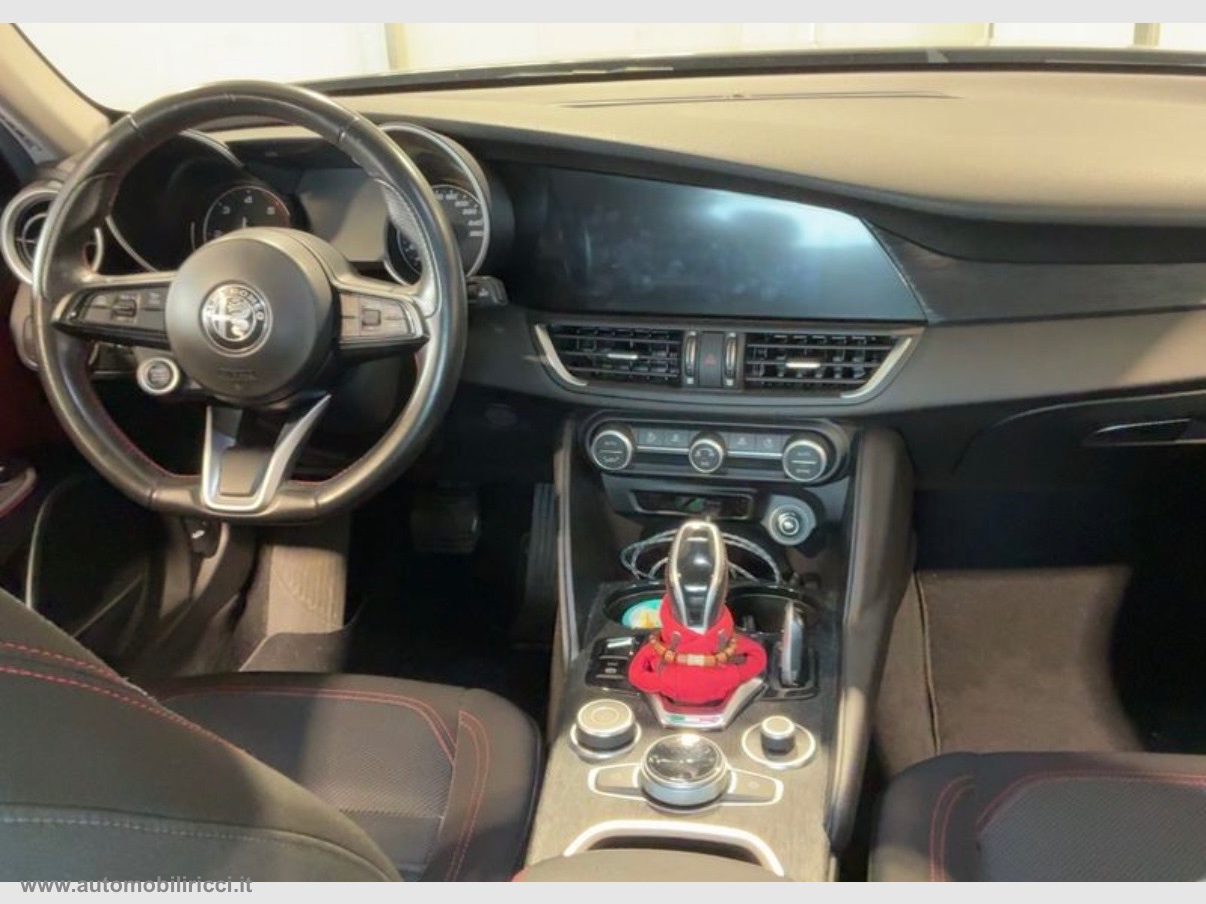 Giulia 2.2 TD 160 CV AT8 - immagine 4