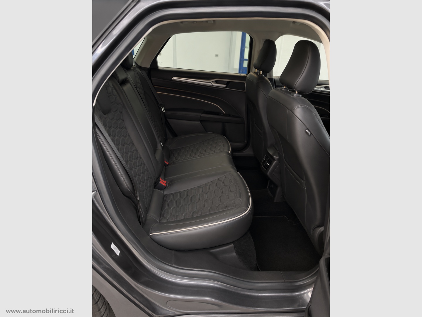 Mondeo 2.0 TDCi 150 S&S Pow. SW Vignale - immagine 4