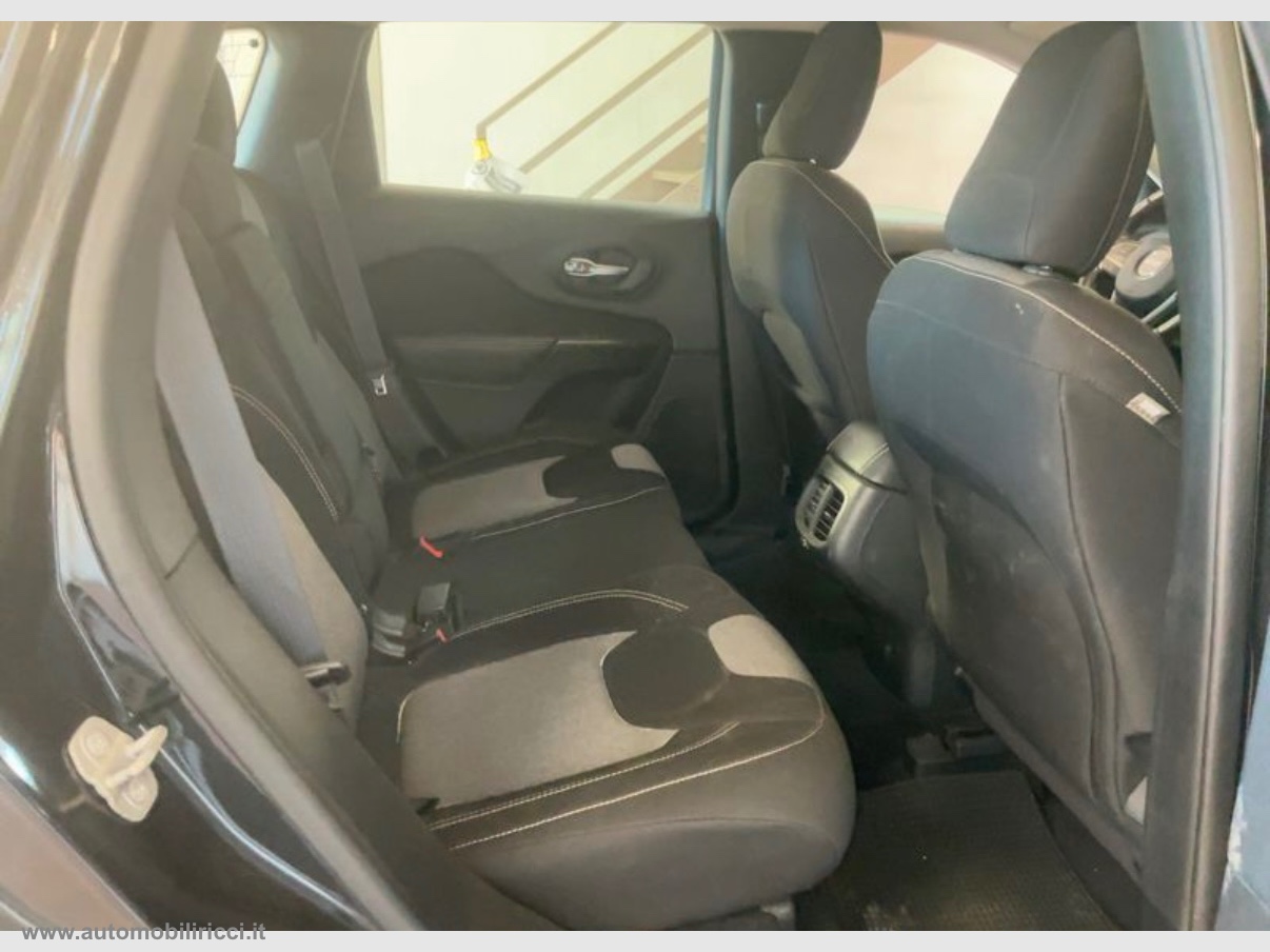 Cherokee 2.0 Mjt II 4WD AD.I Longitude - immagine 4