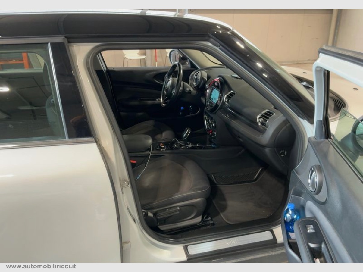 Mini Cooper D Clubman Aut. - immagine 4