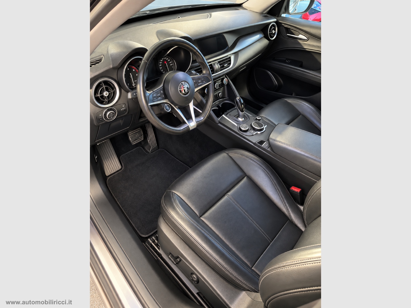 Stelvio 2.2 T.diesel 210 CV AT8 Q4 Super 4X4 - immagine 4