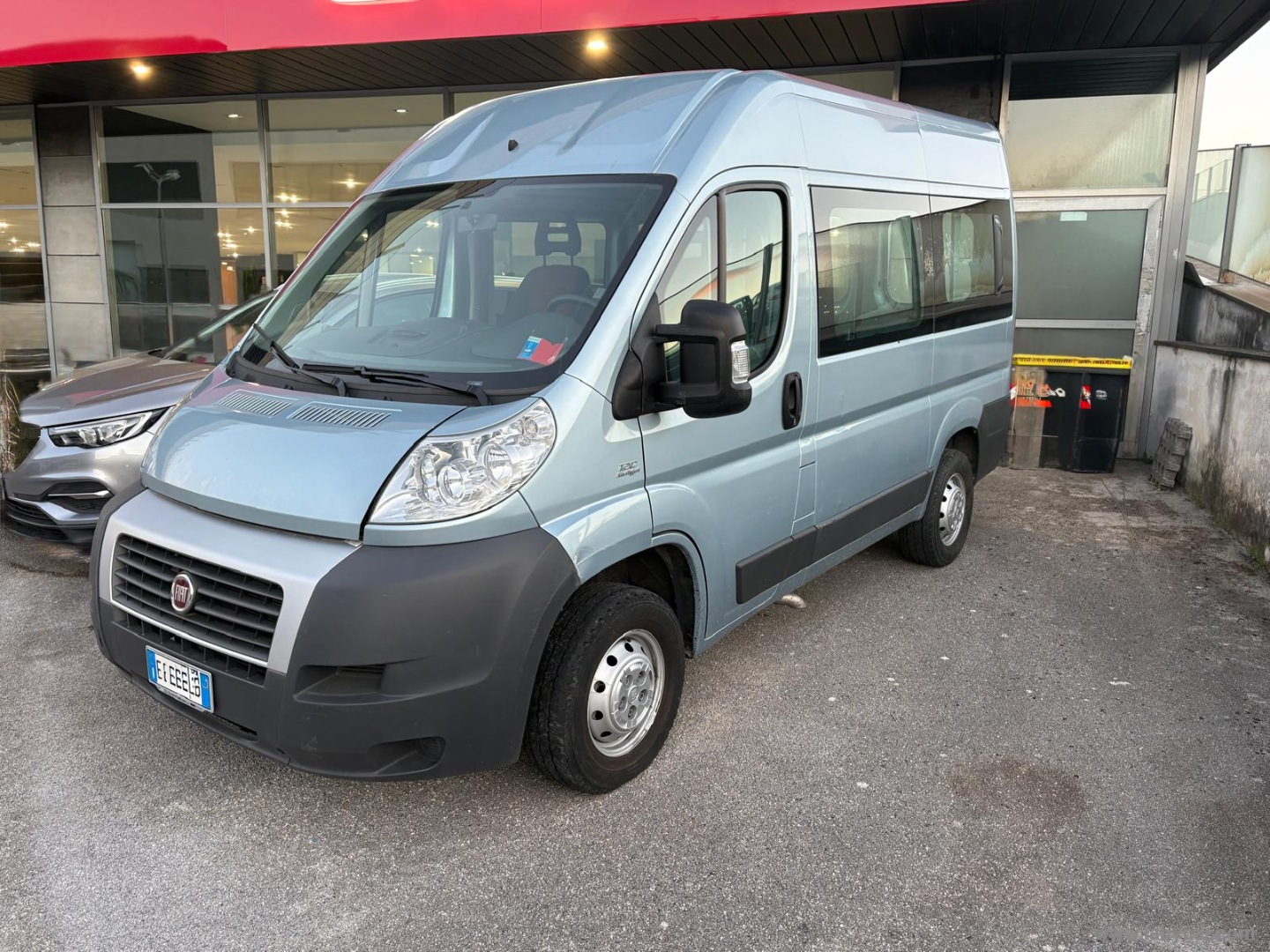 Ducato 30 2.3 MJT PC-TN Furg.Vetrato - immagine 4