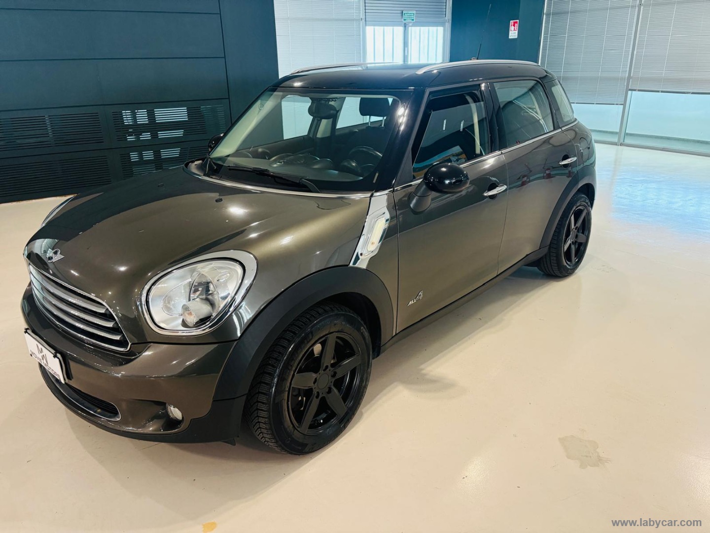 Mini Cooper D Business Countryman ALL4 - immagine 4