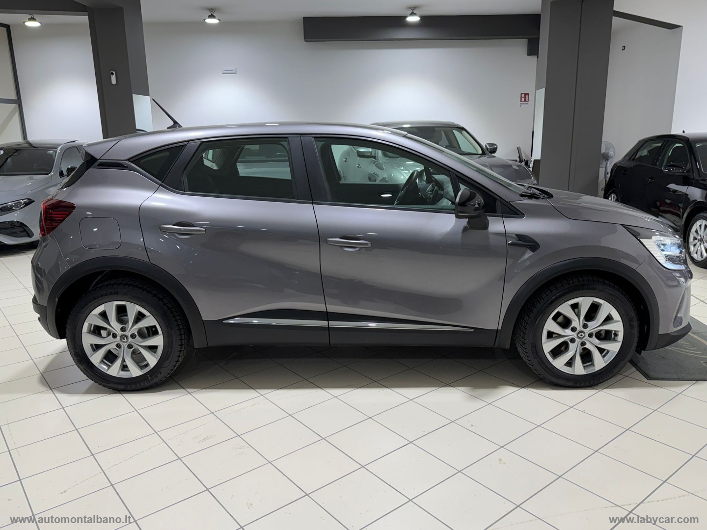 Captur Blue dCi 8V 95 CV Intens - immagine 4