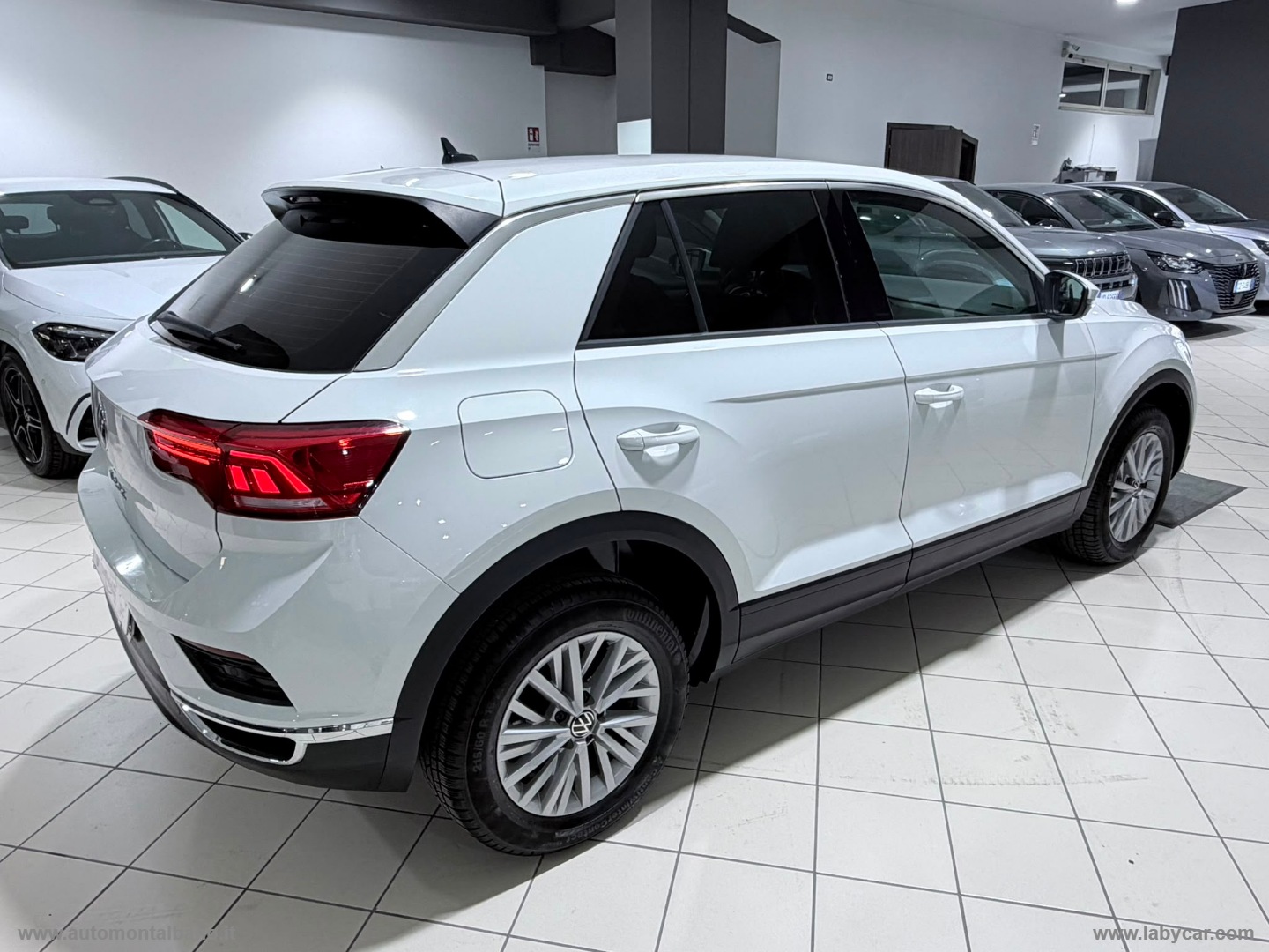 T-Roc 1.6 TDI SCR Business BlueMot.Tech. - immagine 4
