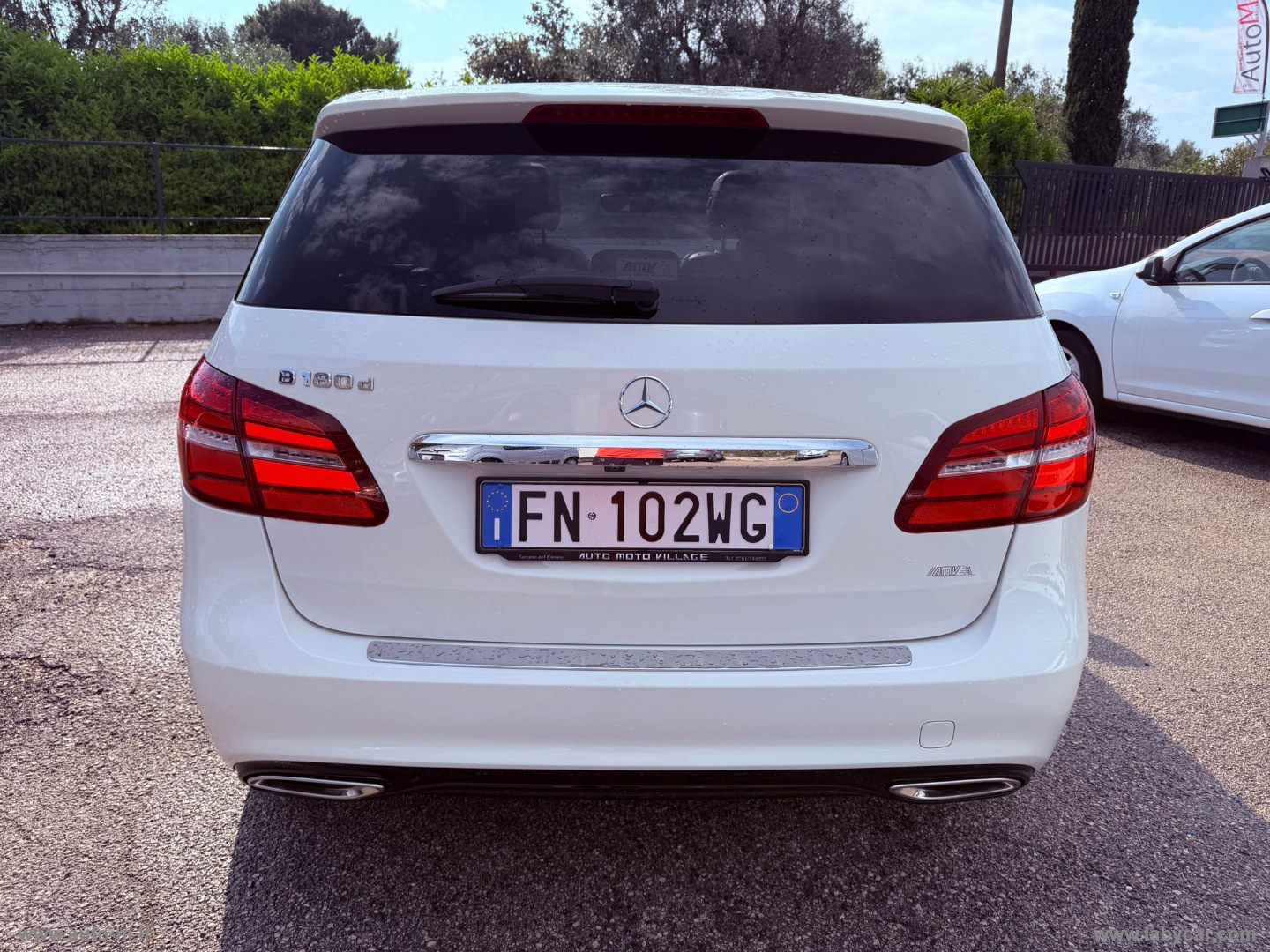 B 180 d Automatic Premium AMG - immagine 4