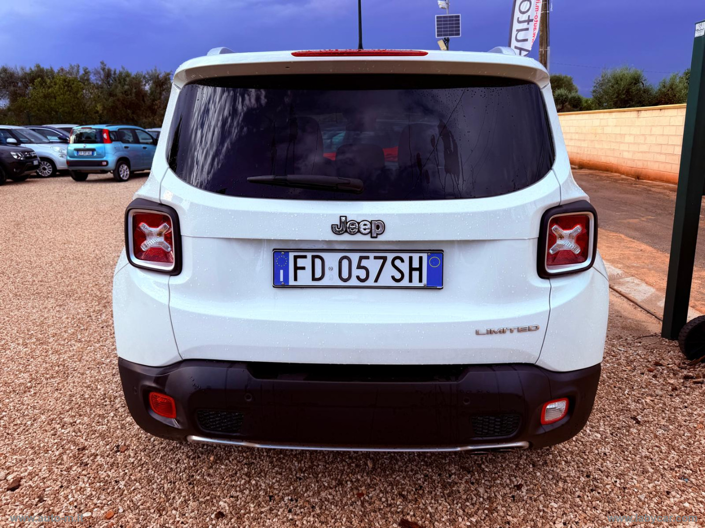 Renegade 1.6 Mjt 120CV Limited - immagine 4