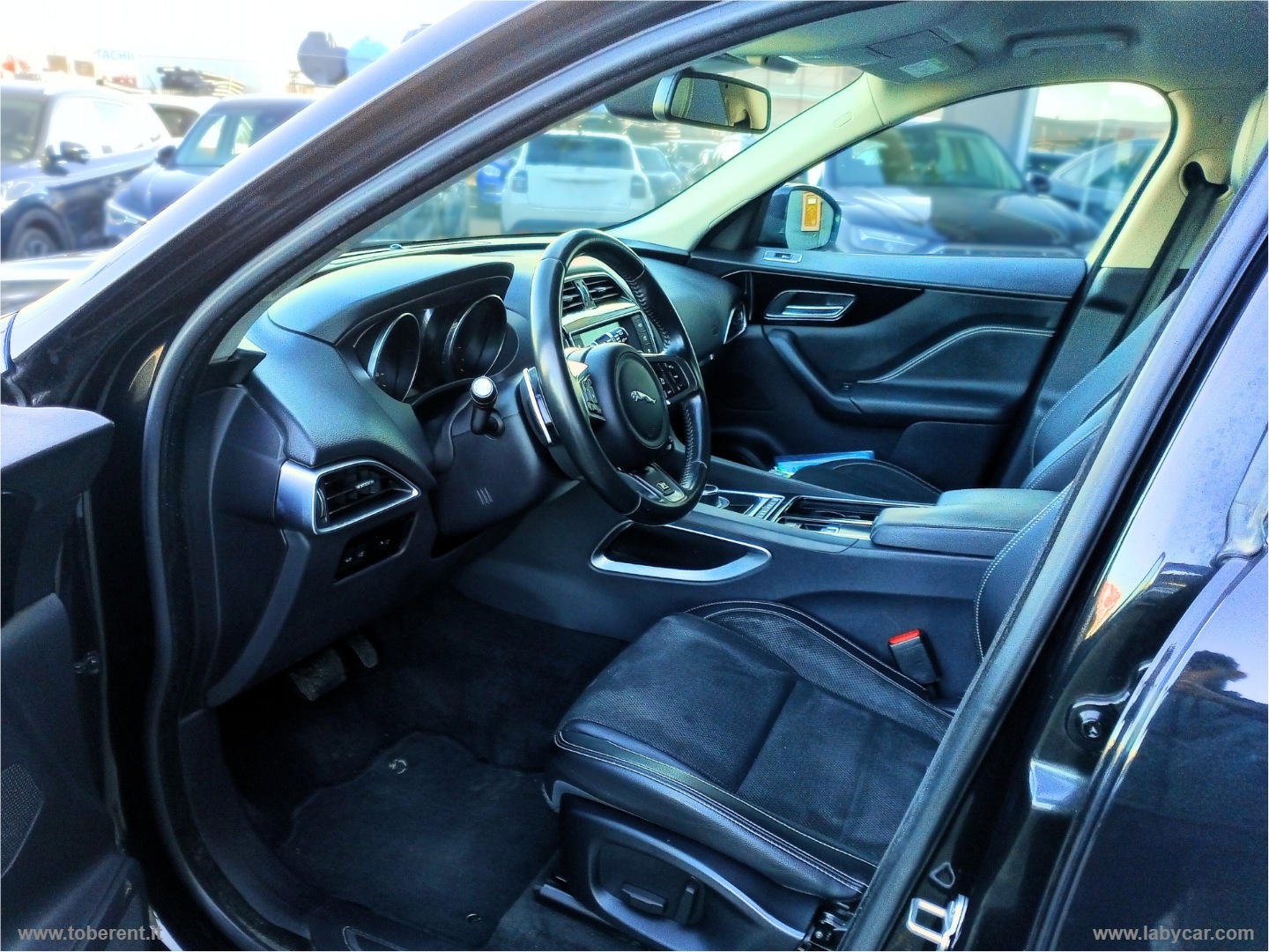 F-Pace 2.0 D 240 CV AWD aut. R-Sport - immagine 4