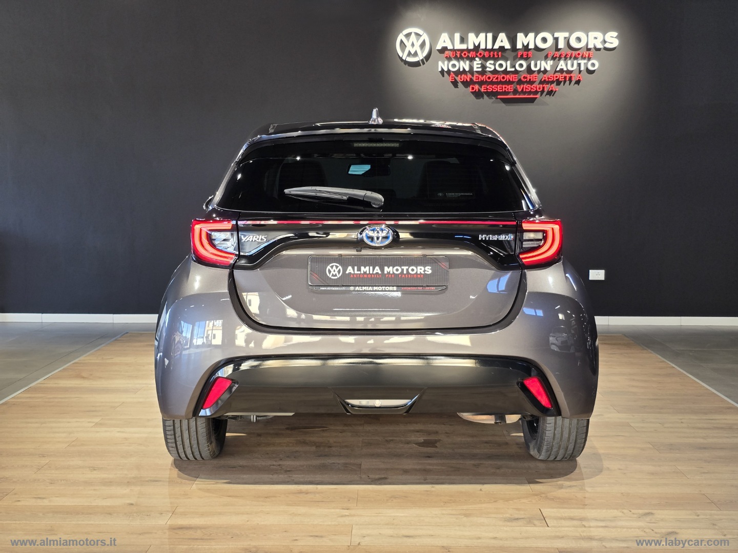 Yaris 1.5 Hybrid 5p. Lounge - immagine 4