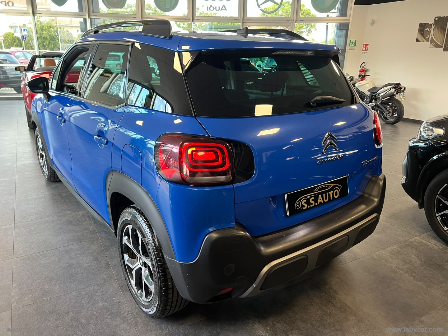 C3 Aircross PureT. 130 S&S EAT6 Shine - immagine 4