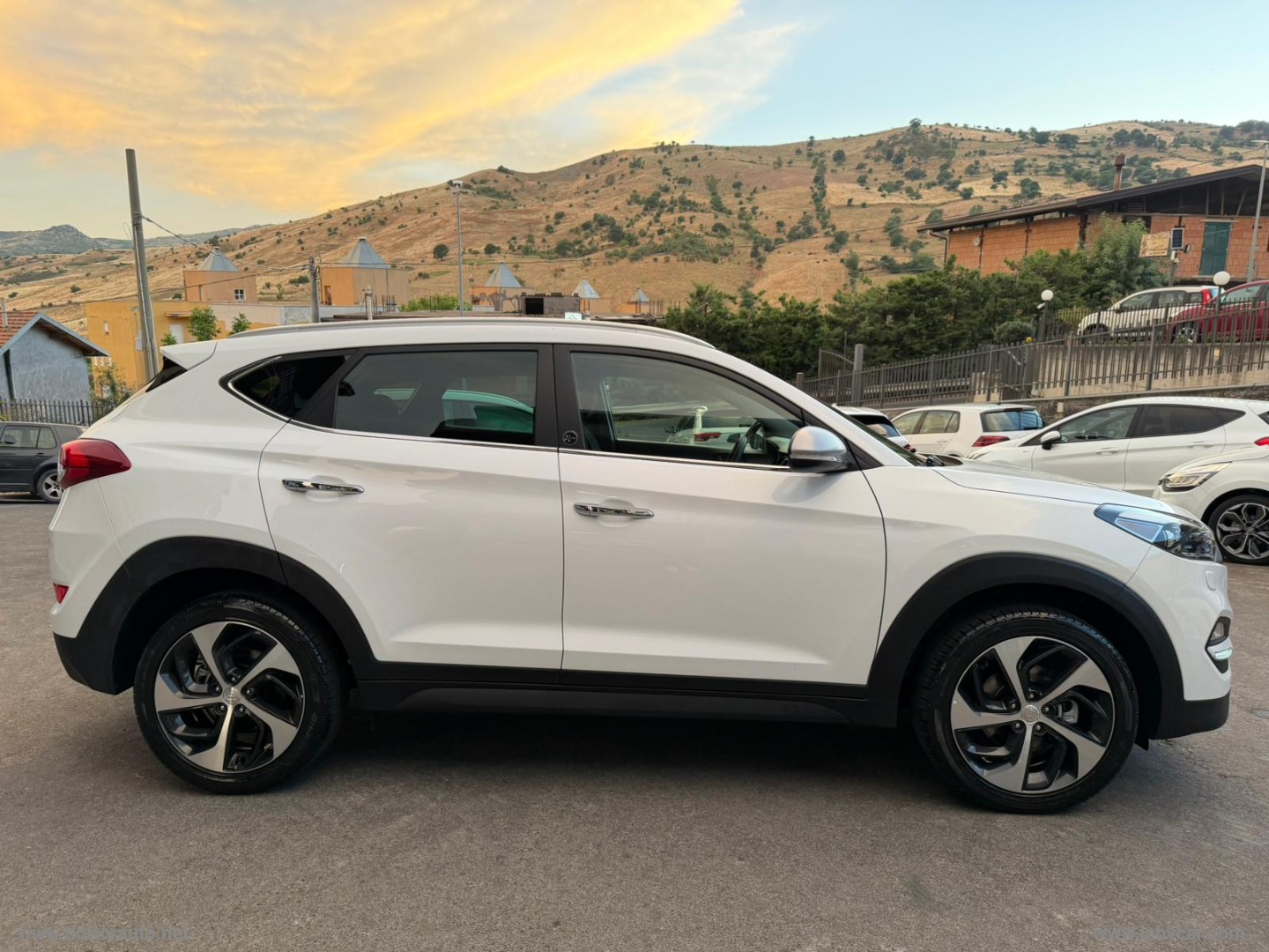 Tucson 1.7 CRDi Sound Edition - immagine 4