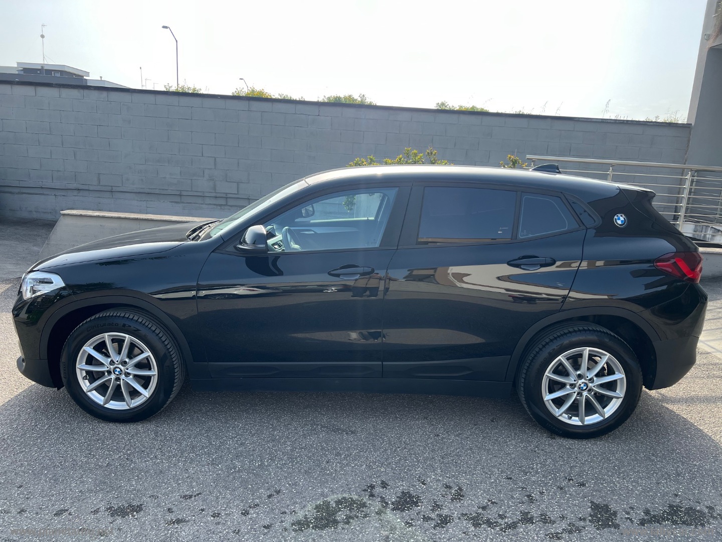 X2 xDrive18d Advantage - immagine 4