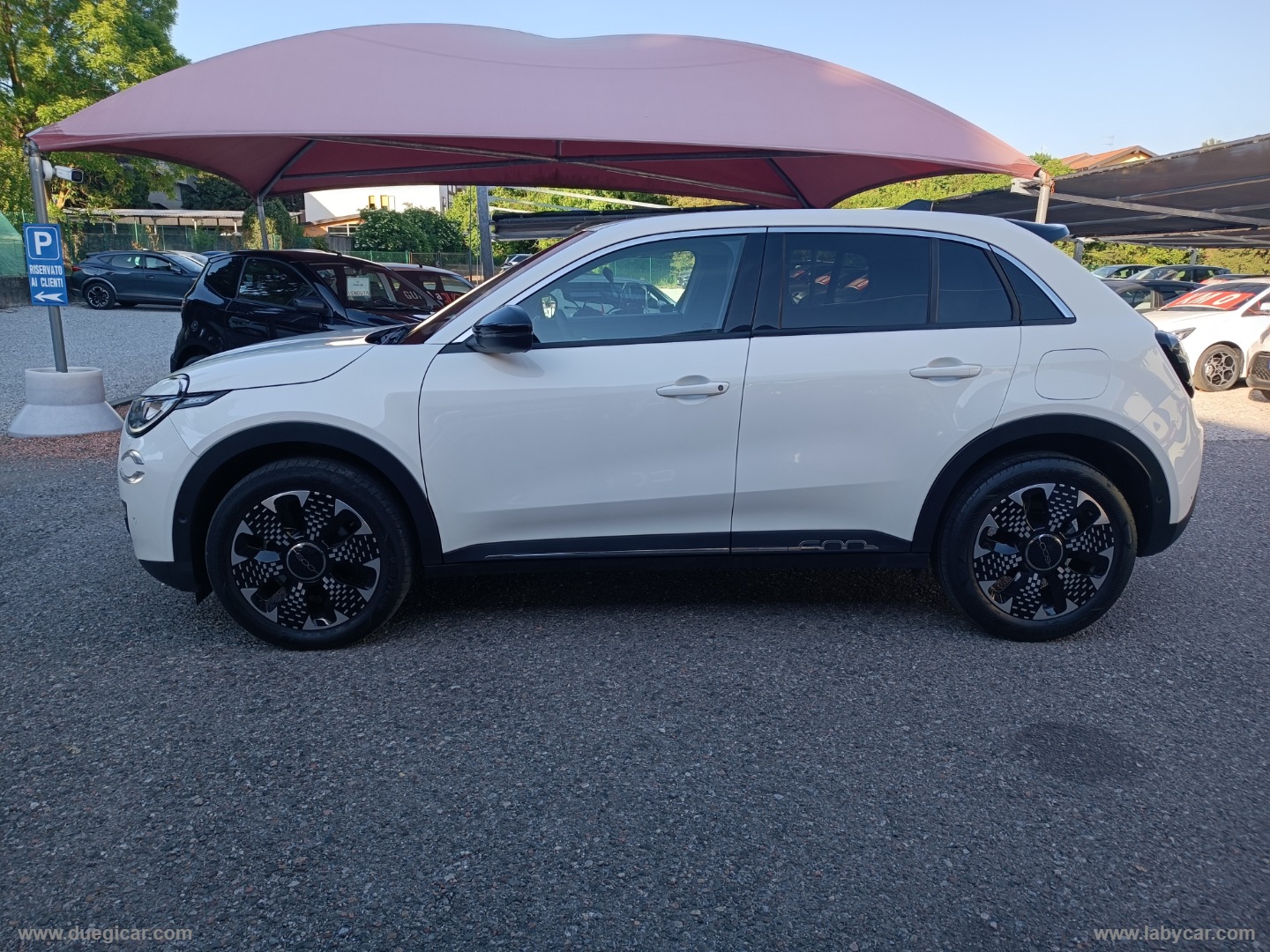 600 Hybrid 110 CV DCT MHEV La Prima - immagine 4