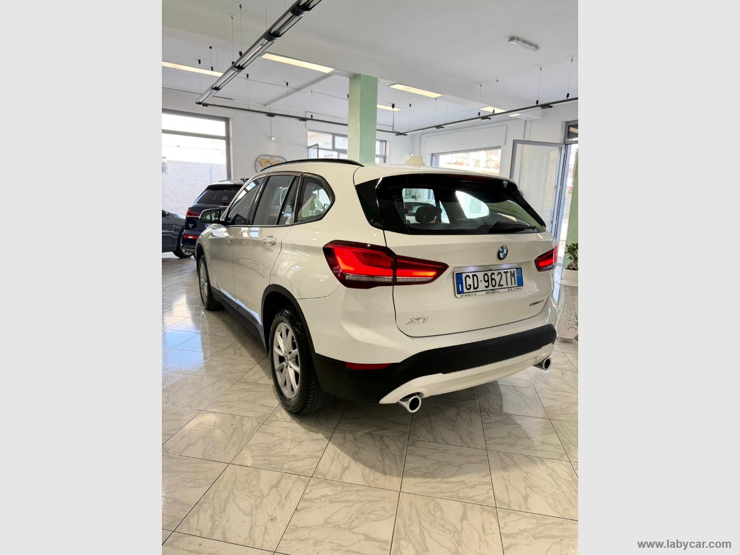 X1 sDrive18d Business Advantage - immagine 4