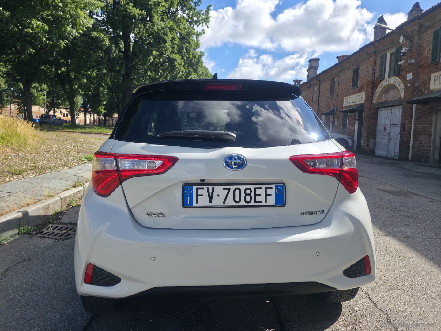 Yaris 1.5 Hybrid 5p. Y20 Bitone GARANZIA CASA MADRE - immagine 4