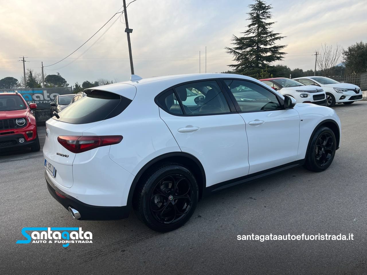 Stelvio 2.2 T.diesel 150CV AT8 RWD Super - immagine 4