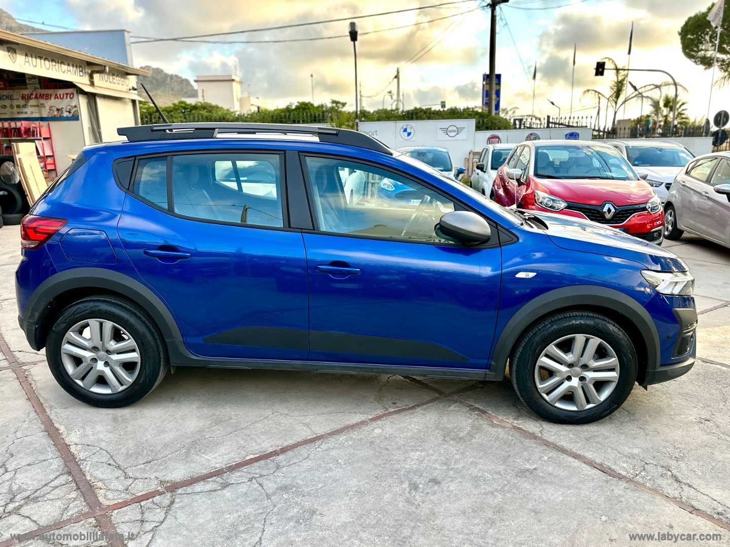 Sandero Stepway 1.0 TCe ECO-G Expression GPL 19.000 KM - immagine 4