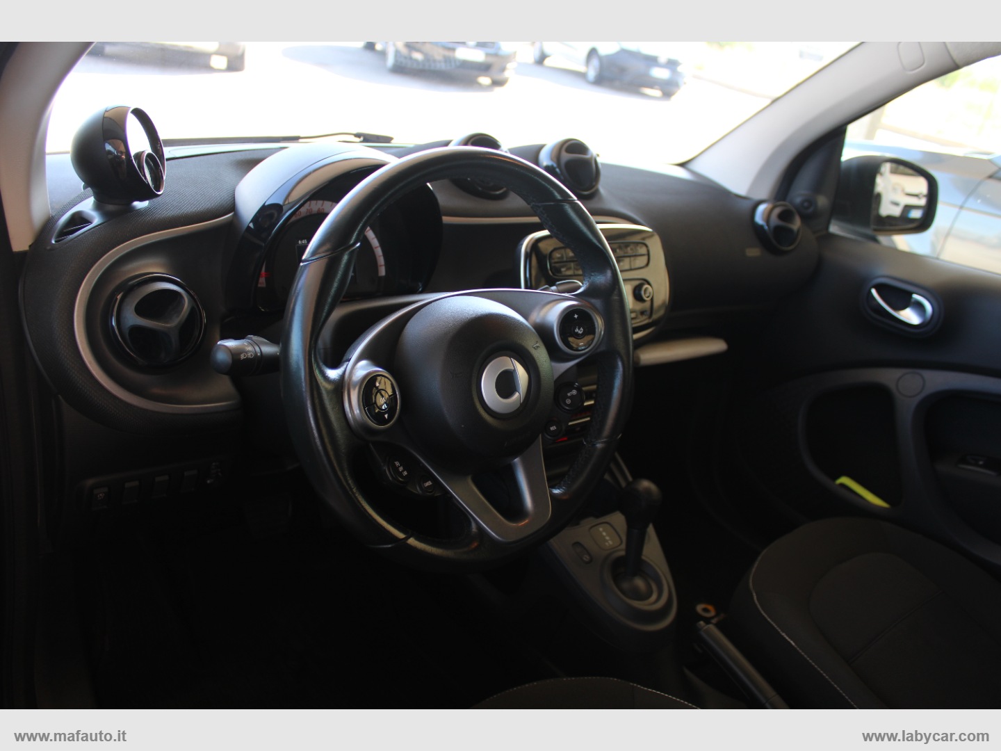 fortwo 70 1.0 twinamic SUPER Passion - immagine 5