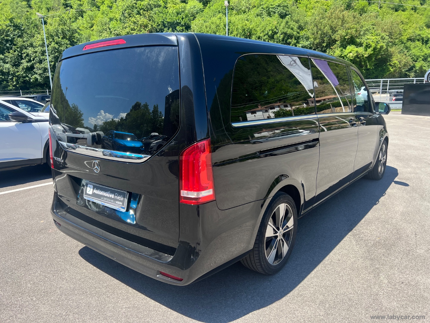 V 250 d Aut. Premium Extralong - immagine 5