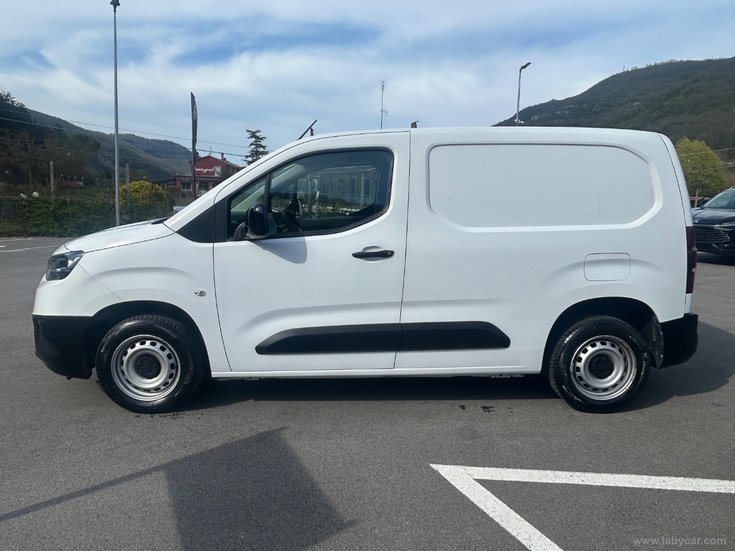 Proace City 1.2 110CV S&S PC 4p.Comfort - immagine 5