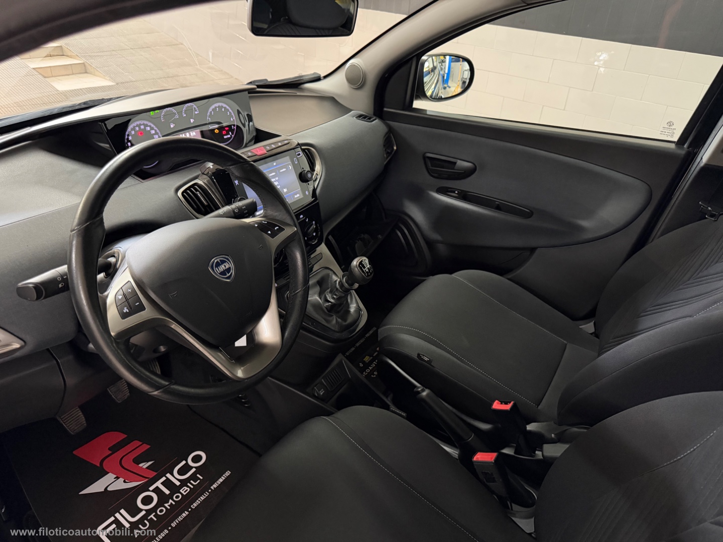 Ypsilon 1.0 FireFly 5p.S&S Hybryd Gold NEW GOLD - MOTORE IBRIDO - immagine 5