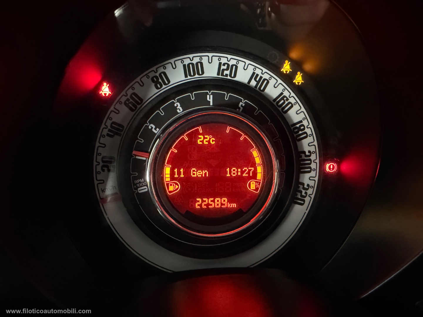500 1.0 Hybrid CARPLAY  | NAVI - immagine 5