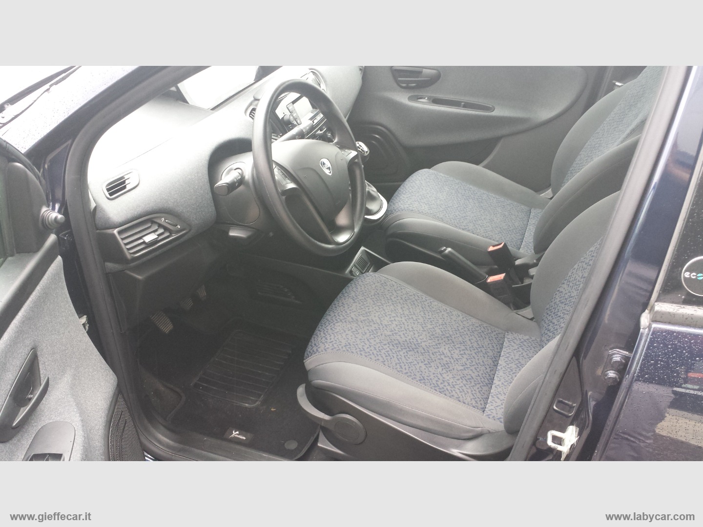 Ypsilon 1.0 FireFly 5p HYBRID - immagine 5