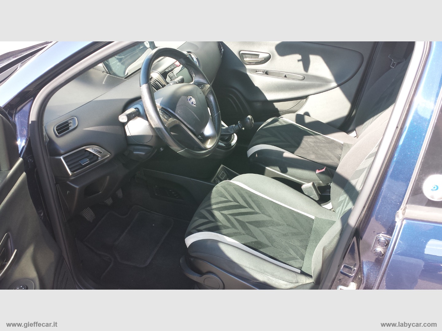 Ypsilon 1.2 69 CV 5p. GPL Ecochic Gold - immagine 5