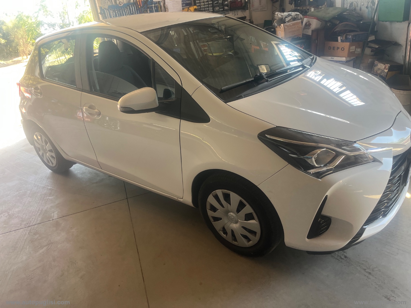 Yaris 1.5 Hybrid 5p. COOL - immagine 5