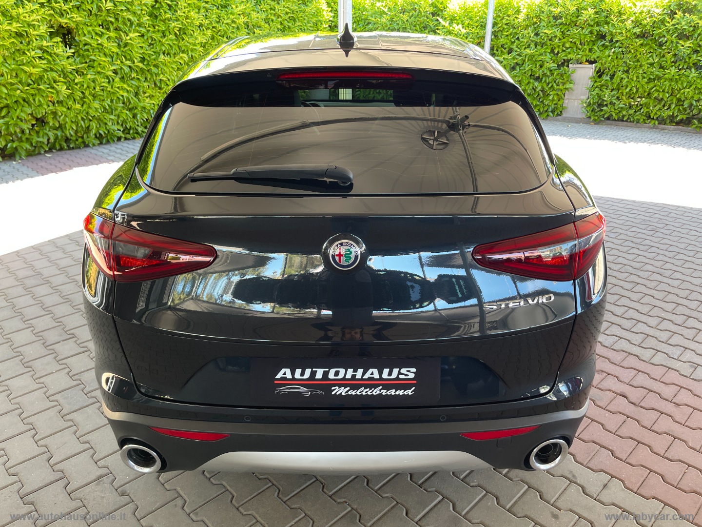 Stelvio 2.2 T.diesel 190CV AT8 RWD Exec. - immagine 5