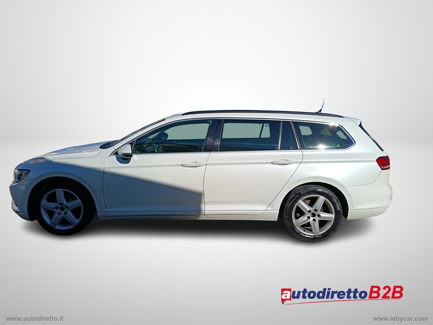Passat 2.0 TDI DSG Executive BMT - immagine 5