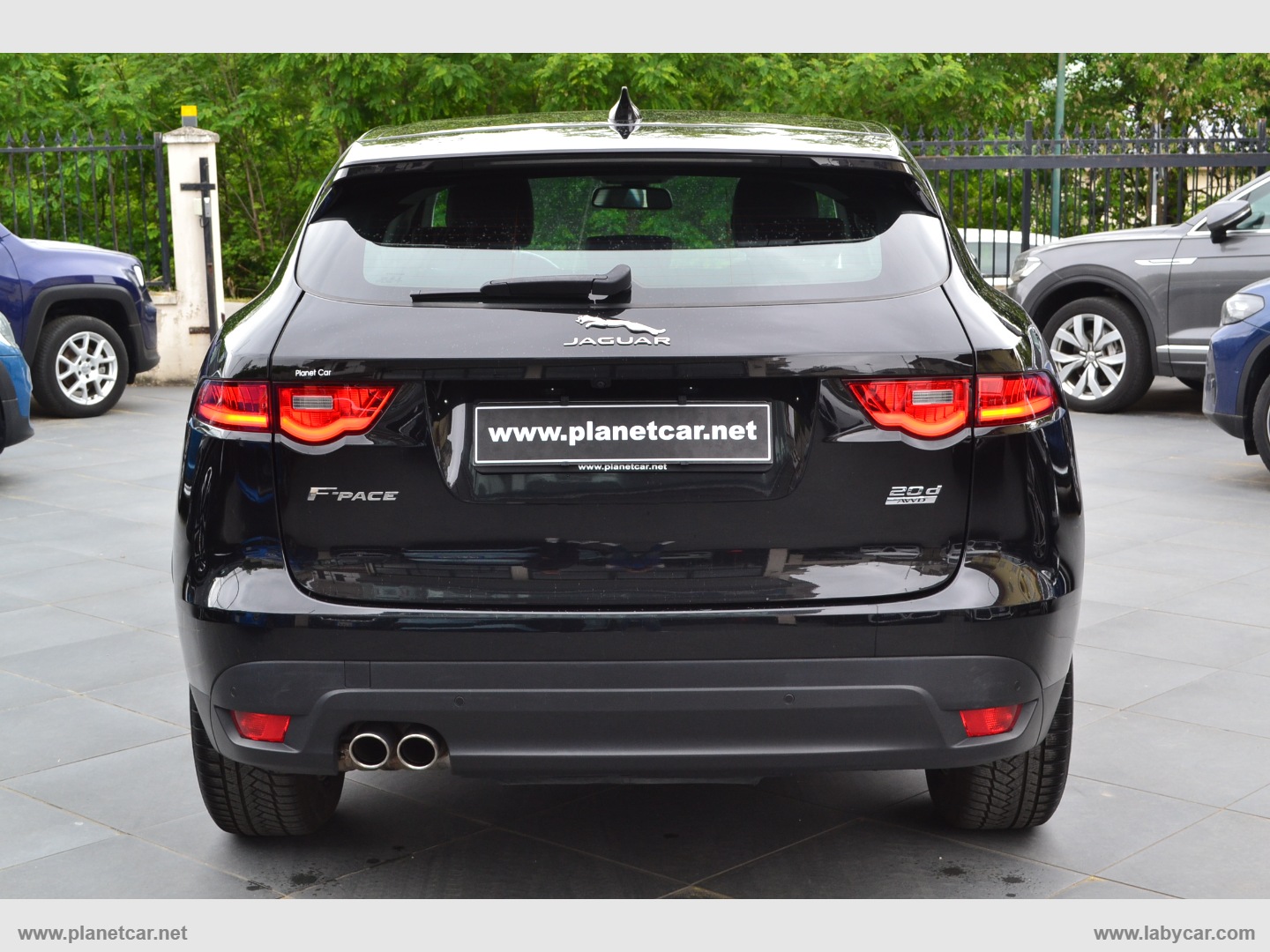 F-Pace 2.0 D 180 CV AWD aut. Prestige - immagine 5