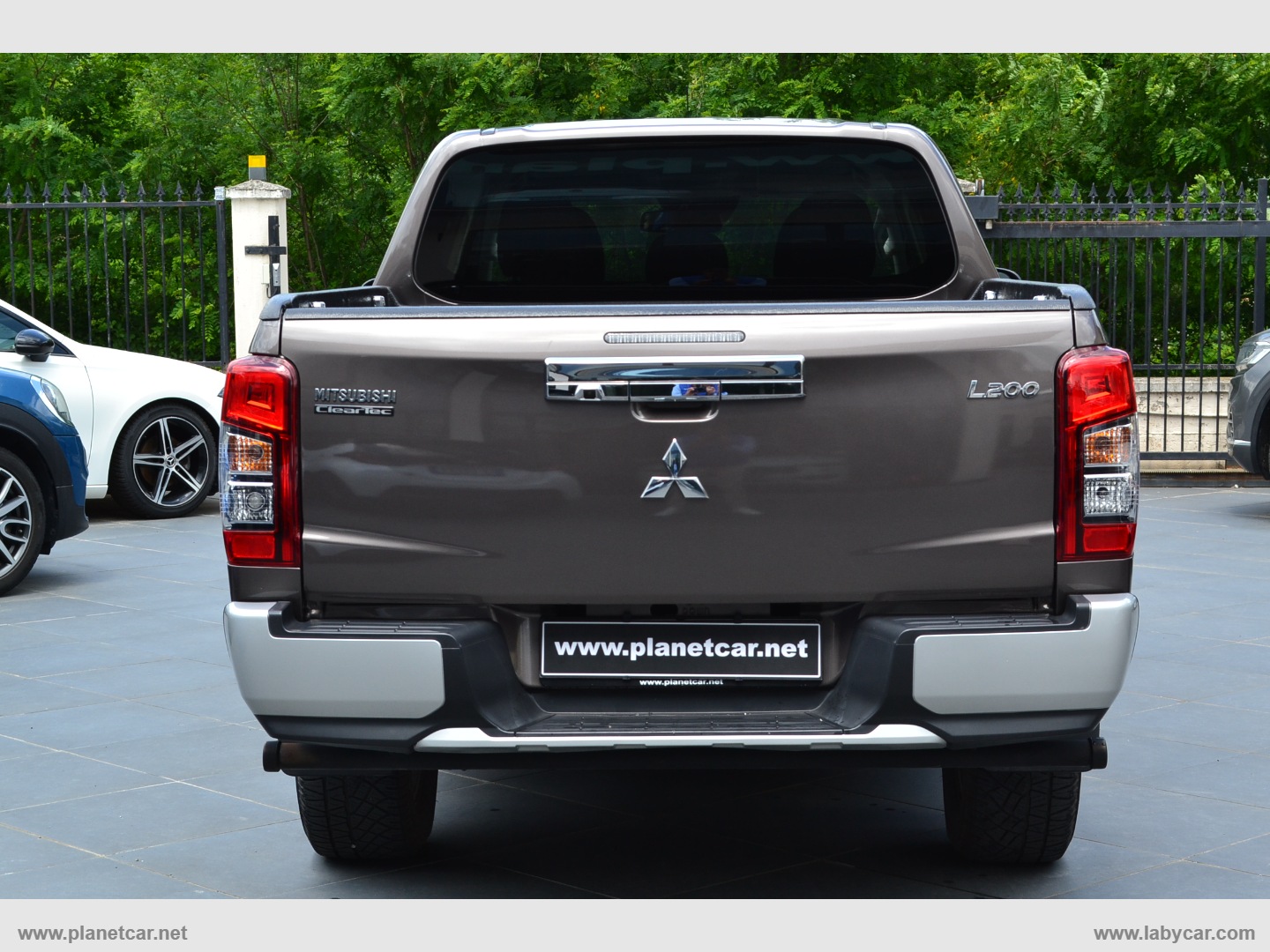 L200 2.3 D DoubleCab 4x4 Sup.Sel.Intense - immagine 5