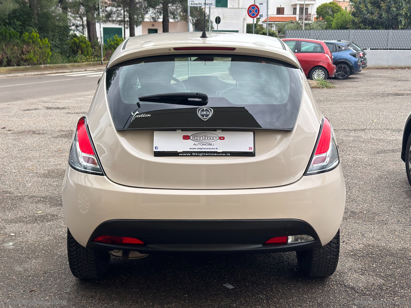 Ypsilon 1.2 69 CV 5p. GPL Ecochic Ele.Bl - immagine 5