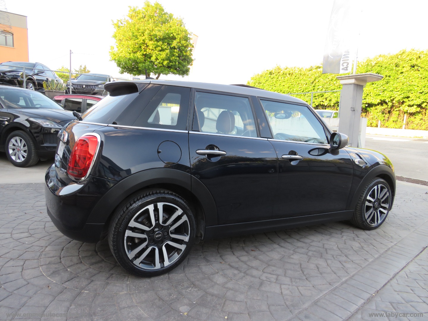 Mini Cooper 5 porte - immagine 5