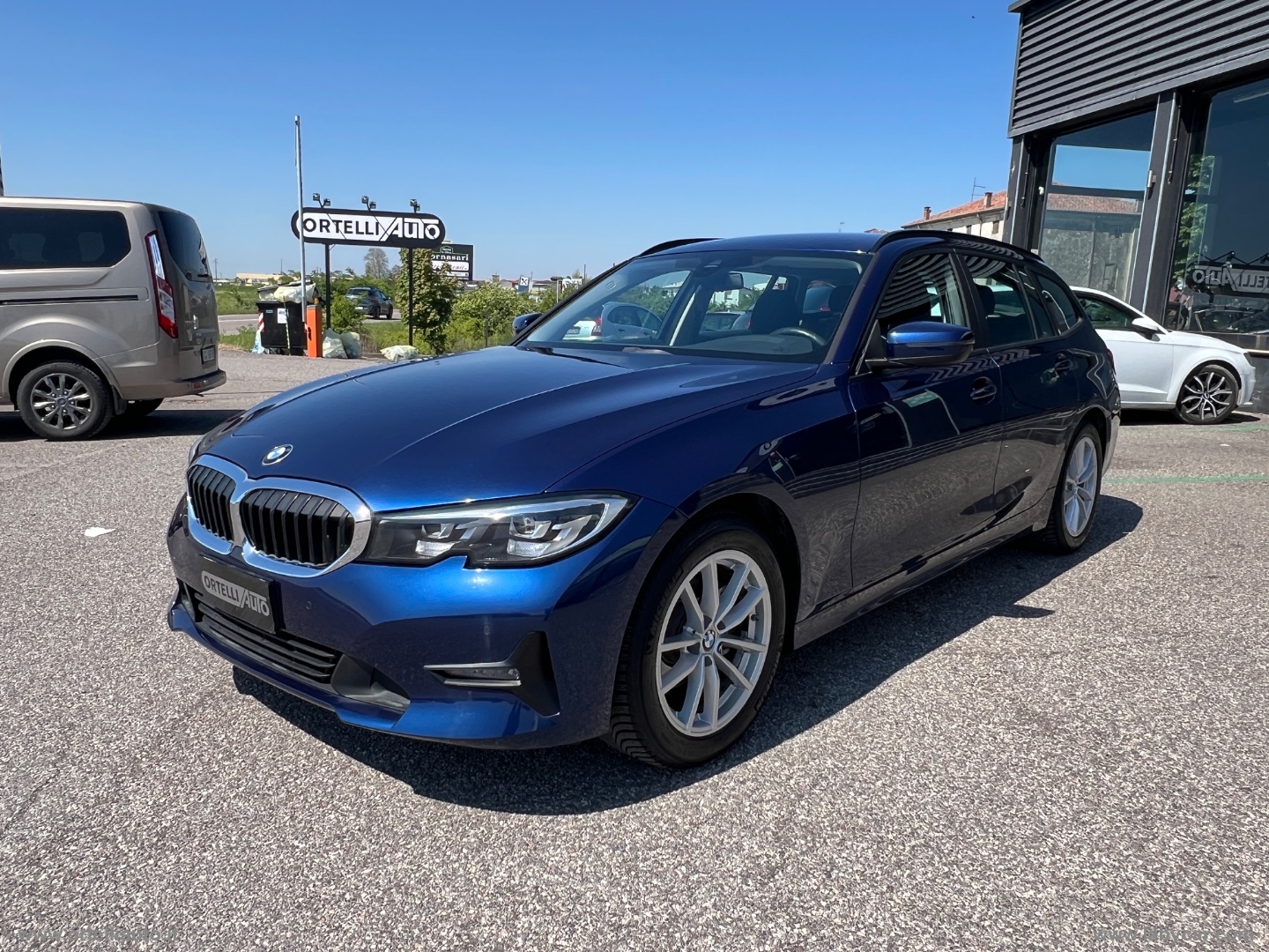 318d Touring Business Advantage aut. - immagine 5