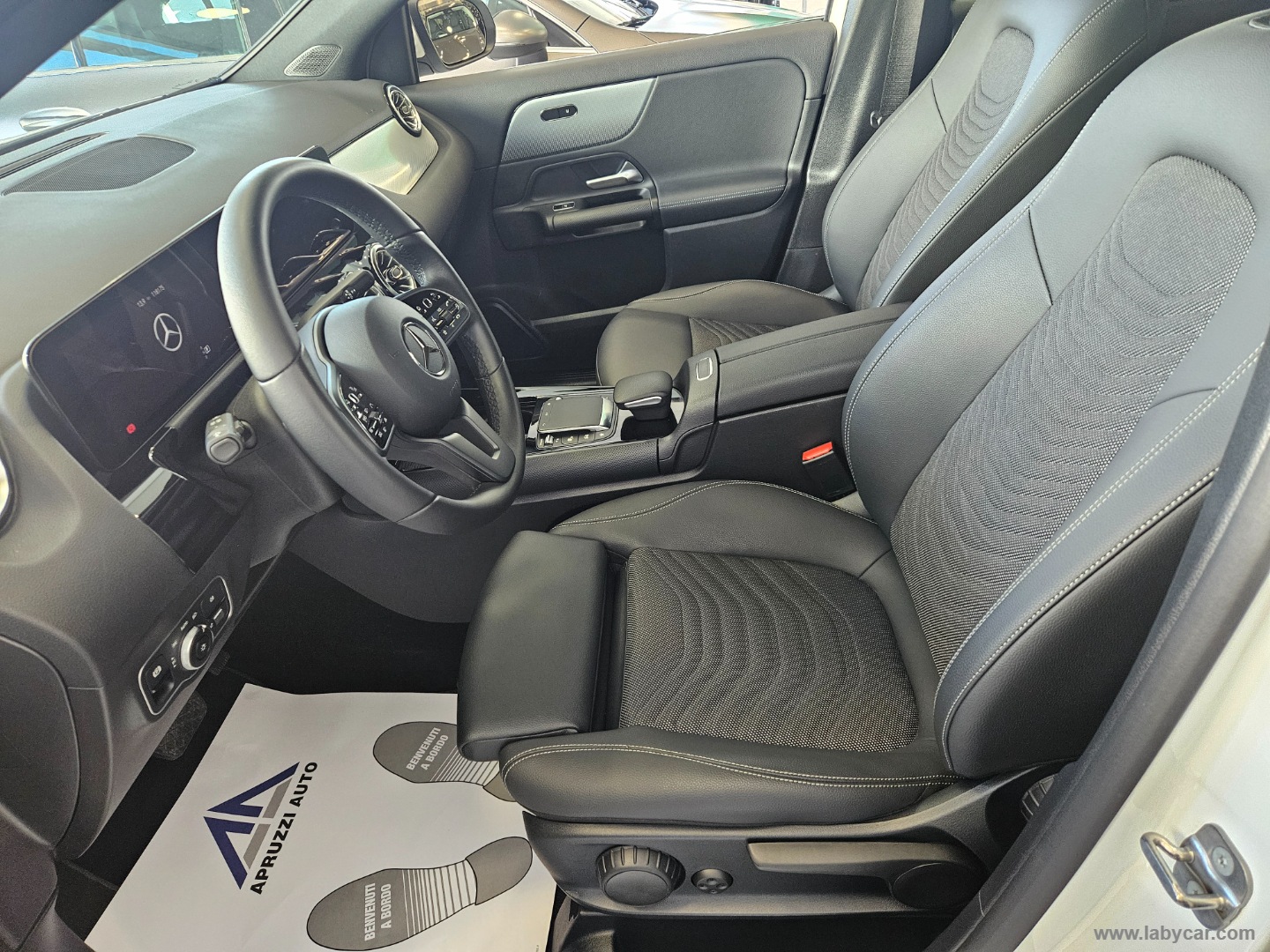 GLA 200 d Automatic 4Matic Sport - immagine 5