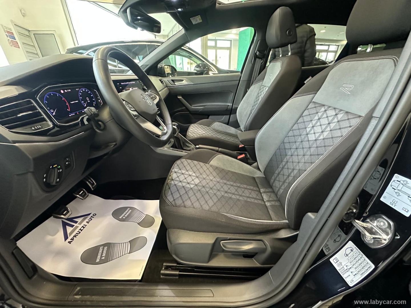 Taigo 1.0 TSI 115 CV R-Line - immagine 5